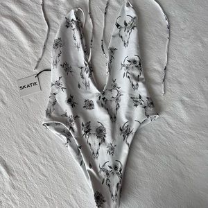 Skatie One Piece - skulls